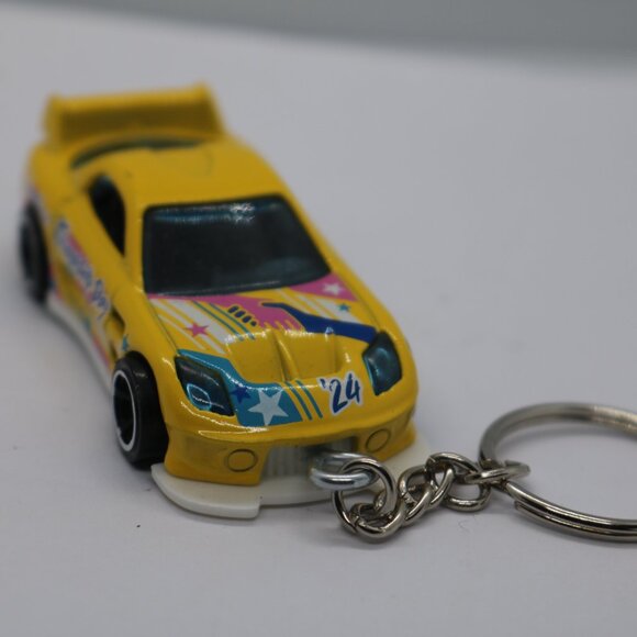 Hot Wheels Friendship Day 1:64 scale functional keychain - Picture 1 of 4